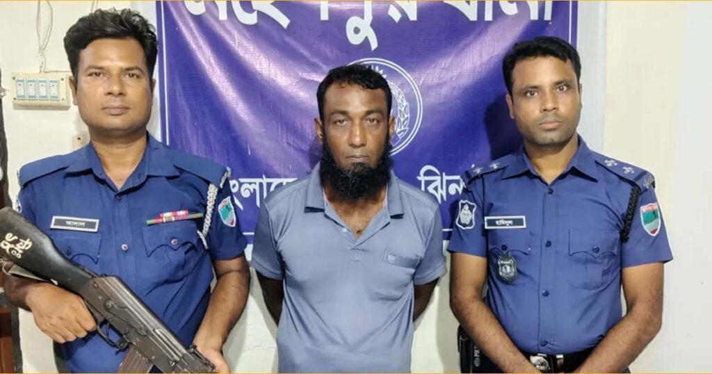ঝিনাইদহে পঞ্চম শ্রেণীর শিক্ষার্থীকে যৌন হয়রানির অভিযোগে গ্রেপ্তার ১