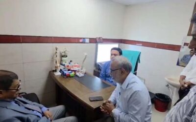 প্রাইভেট প্র্যাকটিস করার সময় চিকিৎসককে হাতেনাতে ধরলেন স্বাস্থ্যমন্ত্রী