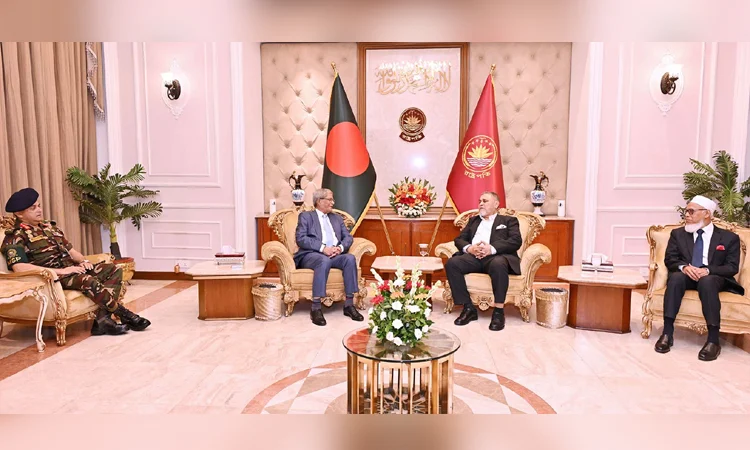 নির্বাচন কমিশনকে আসন্ন সকল নির্বাচন সমুন্নত রাখার আহ্বান রাষ্ট্রপতির
