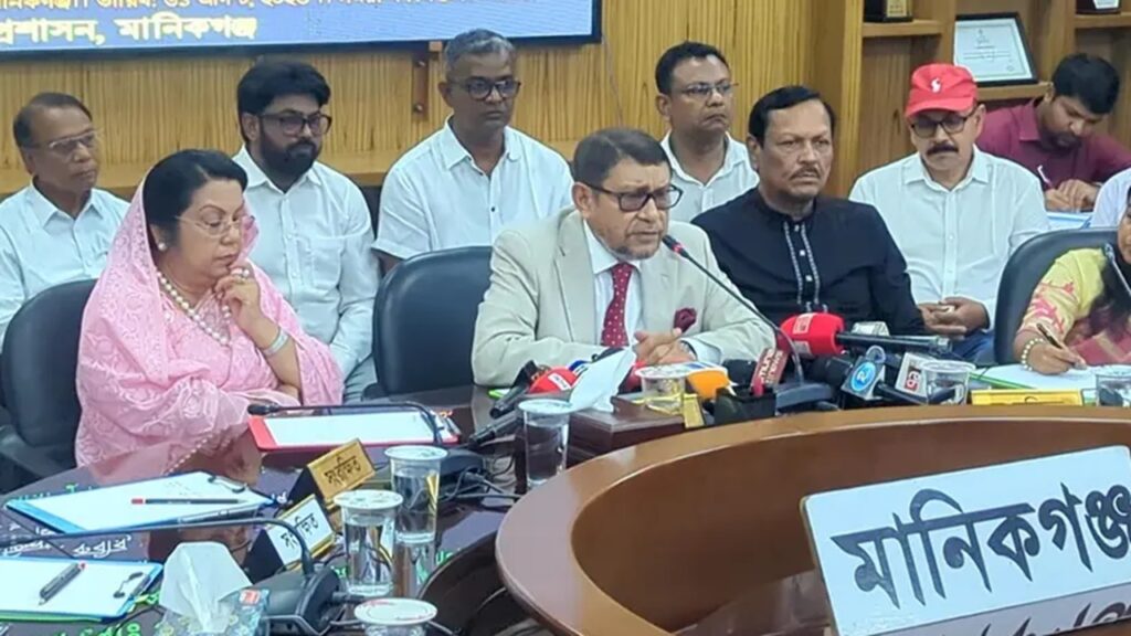 ভারতের আদানি গ্রুপ বিদ্যুৎ নিয়ে আমাদের সঙ্গে ‘খেলা করছে’: স্বাস্থ্যমন্ত্রী
