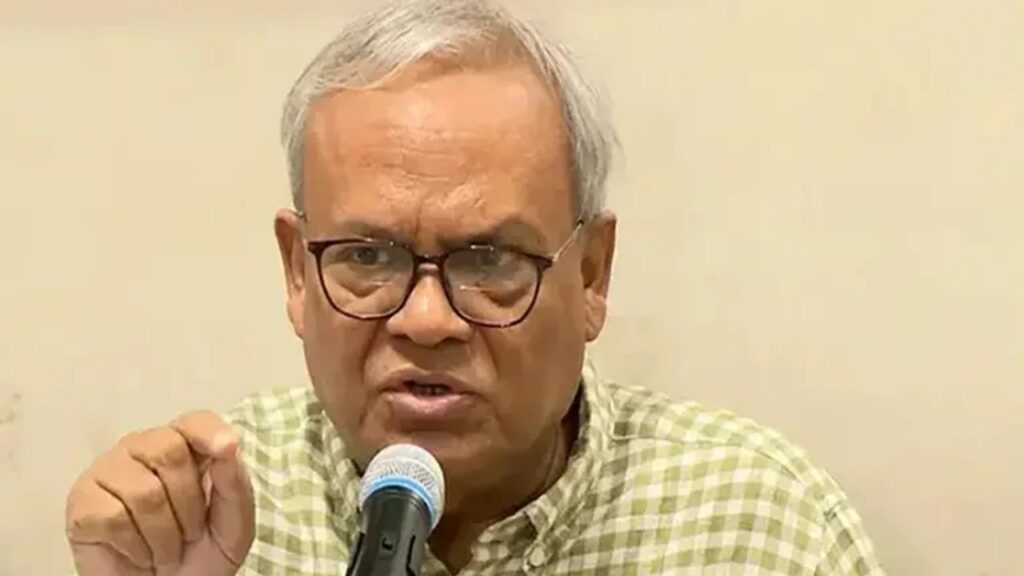 ফ্যামিলি ও কৃষক কার্ড দিয়ে জনগণের টাকা জনগণকেই ফিরিয়ে দিচ্ছে সরকার: রিজভী