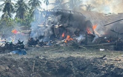 মিয়ানমার সেনাবাহিনীর বিমান হামলায় নিহতের সংখ্যা বেড়ে ৫০ জনে