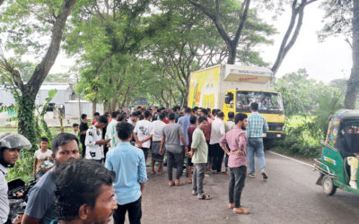 চাঁদপুরে ট্রাকের সঙ্গে অটোরিকশার মুখোমুখি সংঘর্ষে নারী নিহত