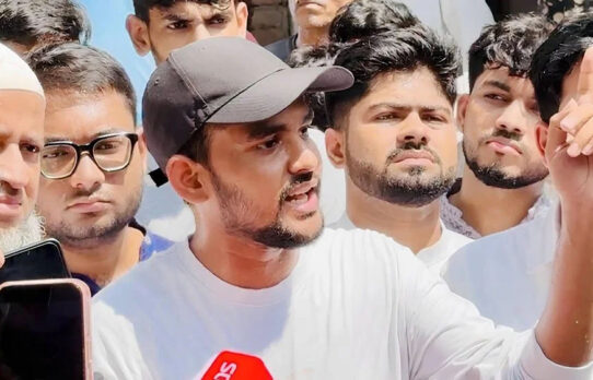 ‘সর্প হয়ে দংশন করো, ওঝা হয়ে ঝাড়’ রাড্ডা পরিদর্শনে আসিফ মাহমুদের মন্তব্য
