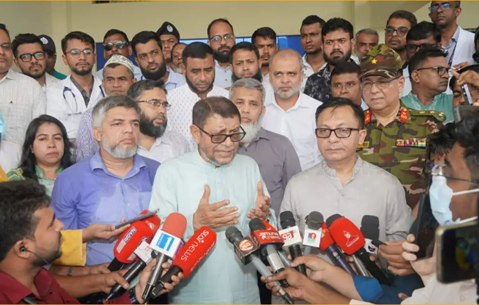 প্রতিটি সরকারি হাসপাতালকে দালালমুক্ত করার প্রত্যয় স্বাস্থ্যমন্ত্রীর