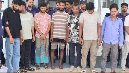 শীর্ষ সন্ত্রাসী ডেভিড ইমনের ৭ সহযোগীকে অস্ত্রসহ গ্রেপ্তার করেছে পুলিশ