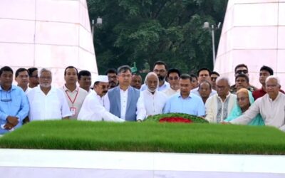 দলের প্রতিষ্ঠাবার্ষিকী উপলক্ষ্যে জিয়াউর রহমান-খালেদা জিয়ার সমাধিতে প্রধানমন্ত্রীর শ্রদ্ধা