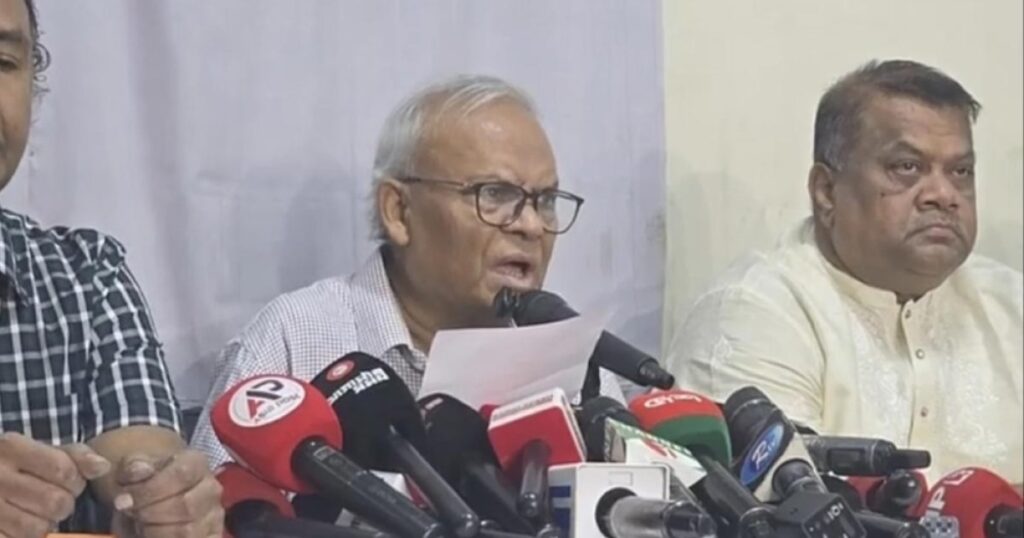 সংবাদ প্রকাশের ক্ষেত্রে দেশের ভাবমূর্তির বিষয়টি লক্ষ্য রাখতে হবে: রিজভী