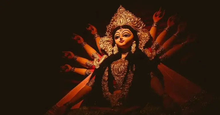 আজ বিজয়া দশমী, বিদায়ের সুর বাজছে শারদীয় দুর্গোৎসব