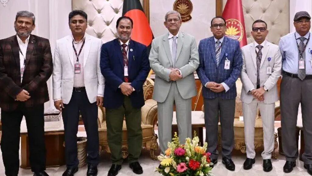 শিক্ষাক্ষেত্রে অবদান রাখা, গুণি মানুষদের রাষ্ট্রীয়ভাবে মূল্যায়ন করার আহ্বান রাষ্ট্রপতির