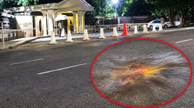 প্রধানমন্ত্রীর কার্যালয়ের সামনে দুটি ককটেল নিক্ষেপ, আটক ৩