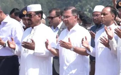 সাবেক সংসদ সদস্য সালাহউদ্দিন আহমেদের জানাজায় অংশ নিয়েছেন প্রধানমন্ত্রী