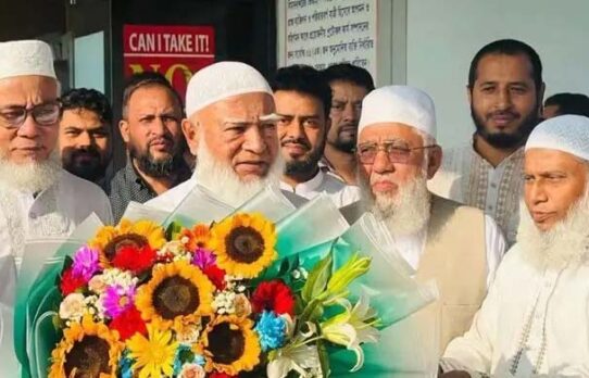 চট্টগ্রামে পৌঁছেছেন জামায়াত আমির