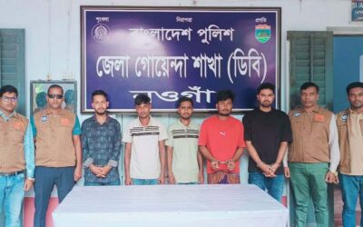 নওগাঁ এসআরবি অভিযানে, ৩ লাখ টাকাসহ ৩ মাদক কারবারি গ্রেপ্তার