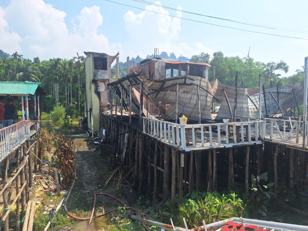 কক্সবাজারে নিহতদের শনাক্ত নিয়ে জটিলতা, ডিএনএ টেস্টের পর হস্তান্তর: জেলা প্রশাসন