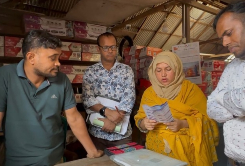 নির্ধারিত মূল্যের চেয়ে বেশি দামে এলপিজি বিক্রি, দুই প্রতিষ্ঠানের জরিমানা