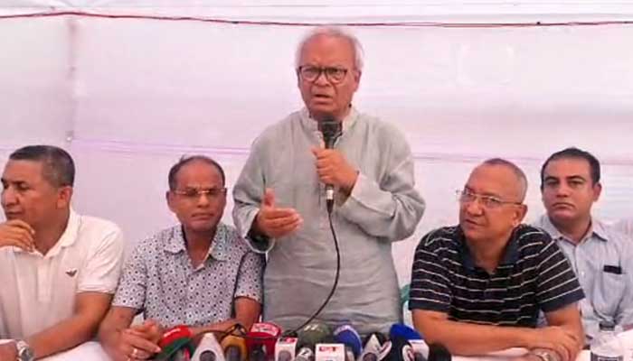 আইজিপির দেয়া সস্তা বক্তব্য দেশের ক্ষতি, সরকারকে বিব্রত ও ভীত করবে: রিজভী