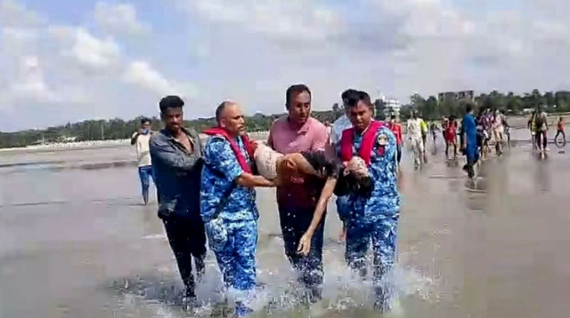 ইনানী সৈকতে গোসলে নেমে এক মাদরাসাশিক্ষার্থীর মৃত্যু
