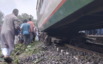 প্রায় ছয় ঘণ্টা পর ঢাকার সঙ্গে উত্তরবঙ্গের রেল যোগাযোগ স্বাভাবিক